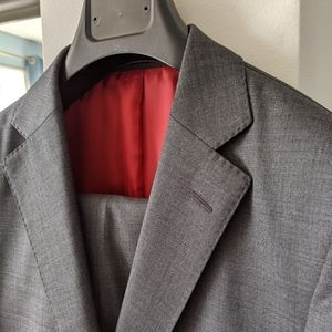 SuitSupply Sienna charcoal suit 38S